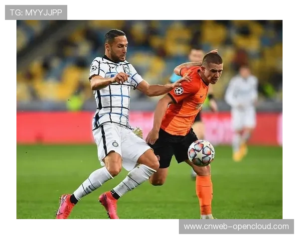 罗马1-0AC米兰,红狼主场强势终结对手六场不败 罗马1-0AC米兰,红狼主场强势终结对手六场不败